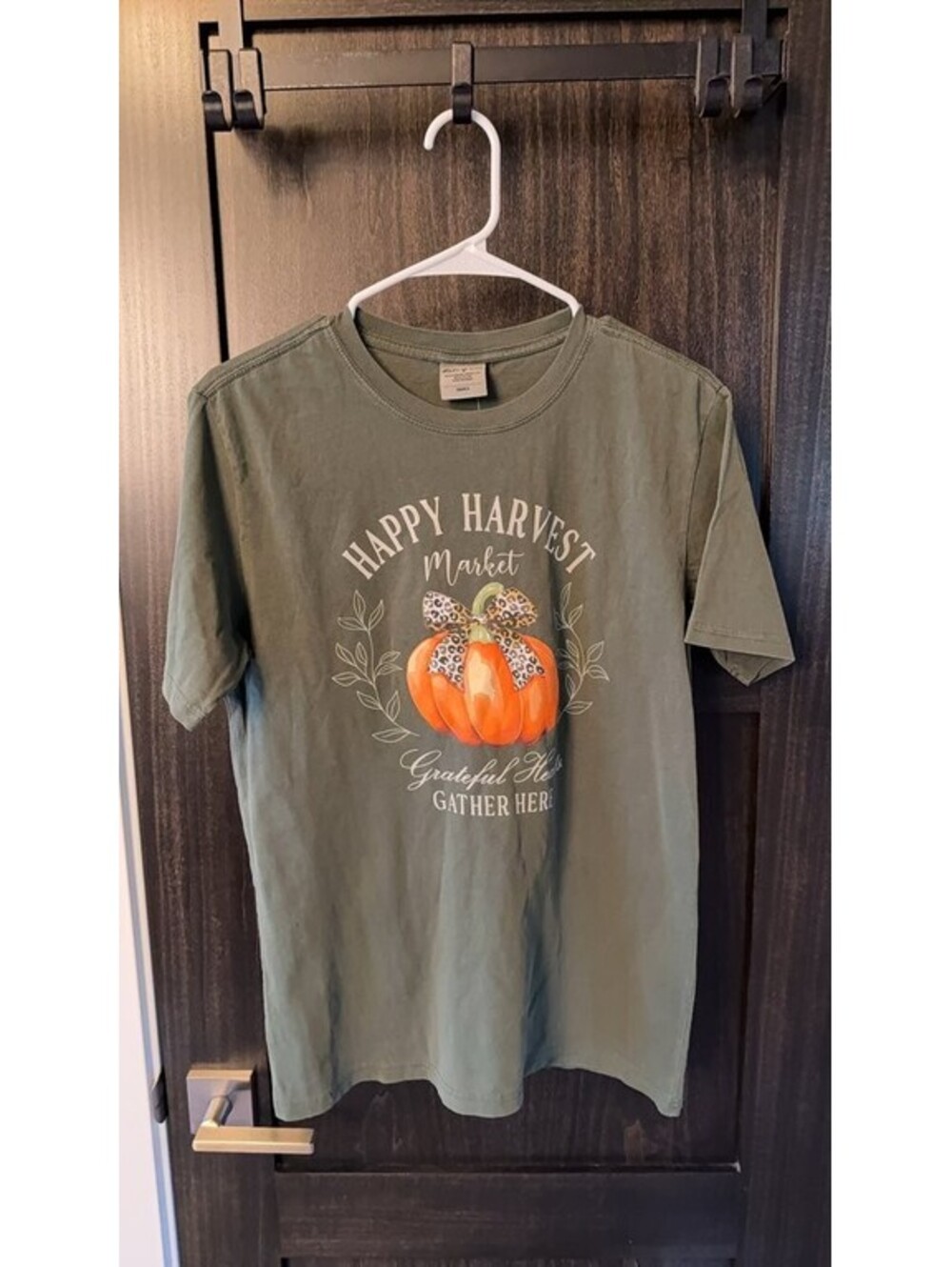 Delta Pro Weight Happy Harvest Market T-Shirt Small 0271